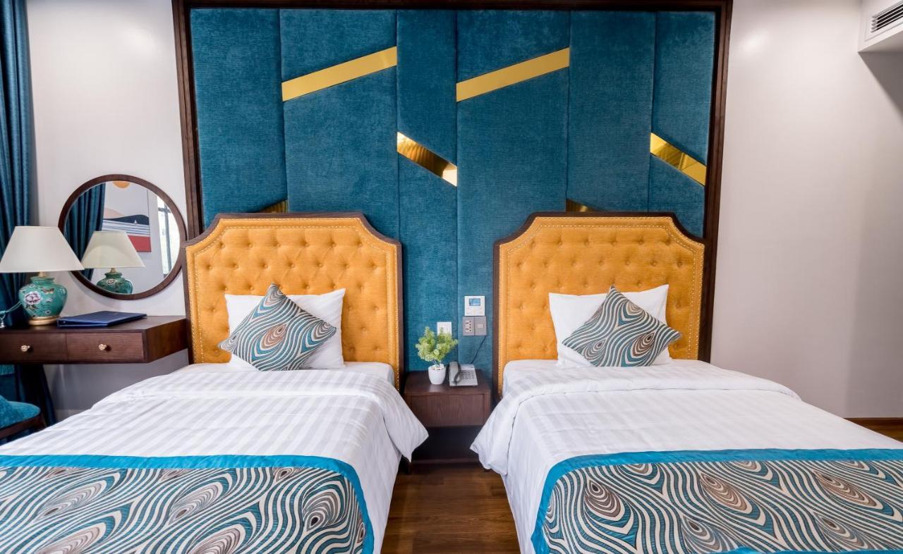 Paris Boutique Hotel Халонг Экстерьер фото
